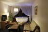 hotel_img